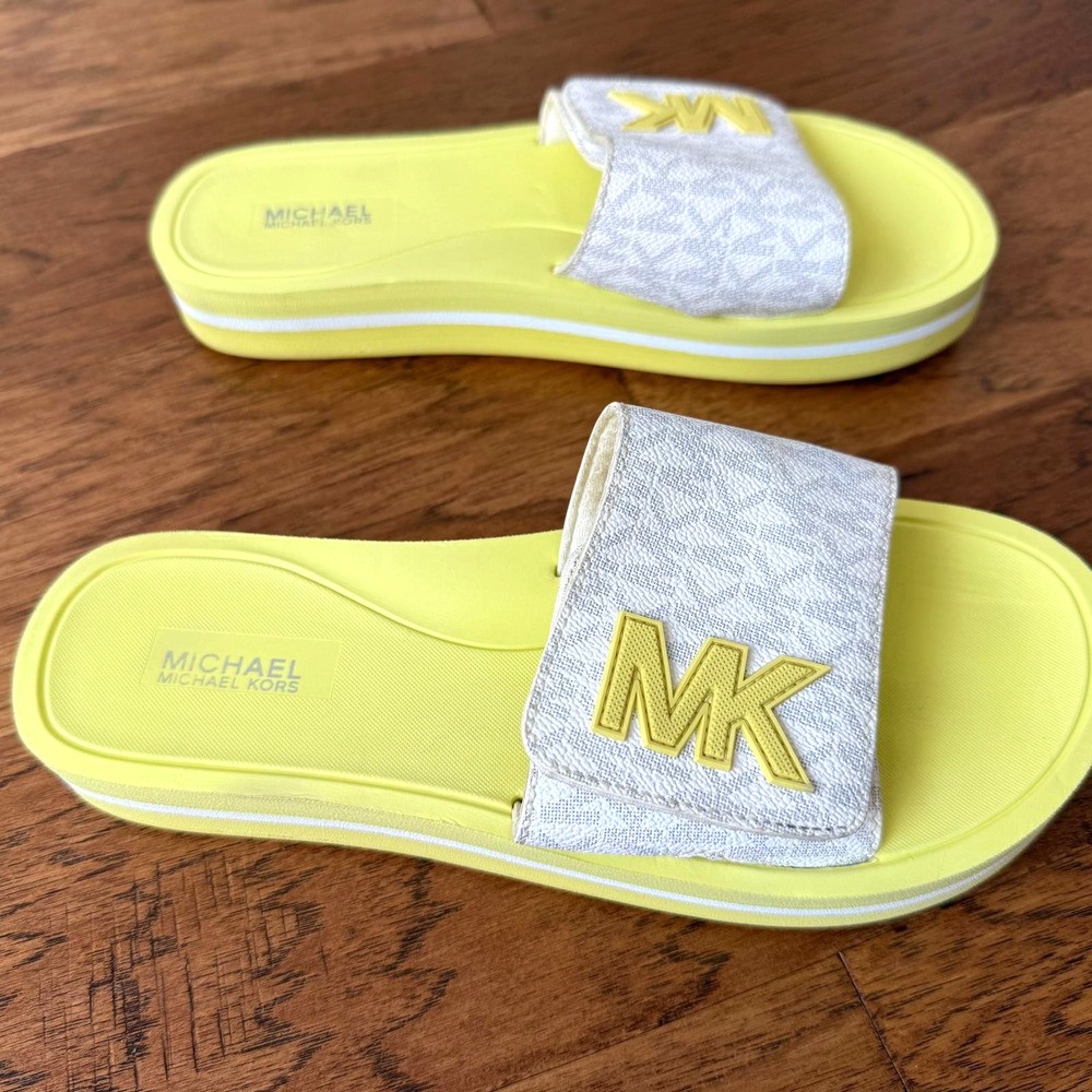 MICHAEL KORS MK Signature Slides Flat Wedges Sandals White Vanilla Yellow Sz 8M